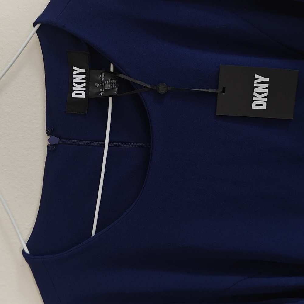 DKNY WOMEN'S SHORT-SLEEVE JEWEL NECKLINE DRESS (SIZE 14) - Picture 4 of 7